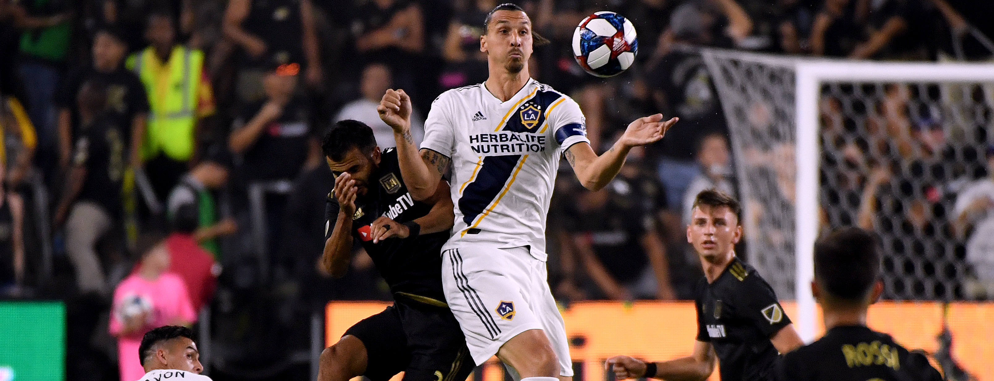 Zlatan Ibrahimovic I Am Football Auf Deutsch
